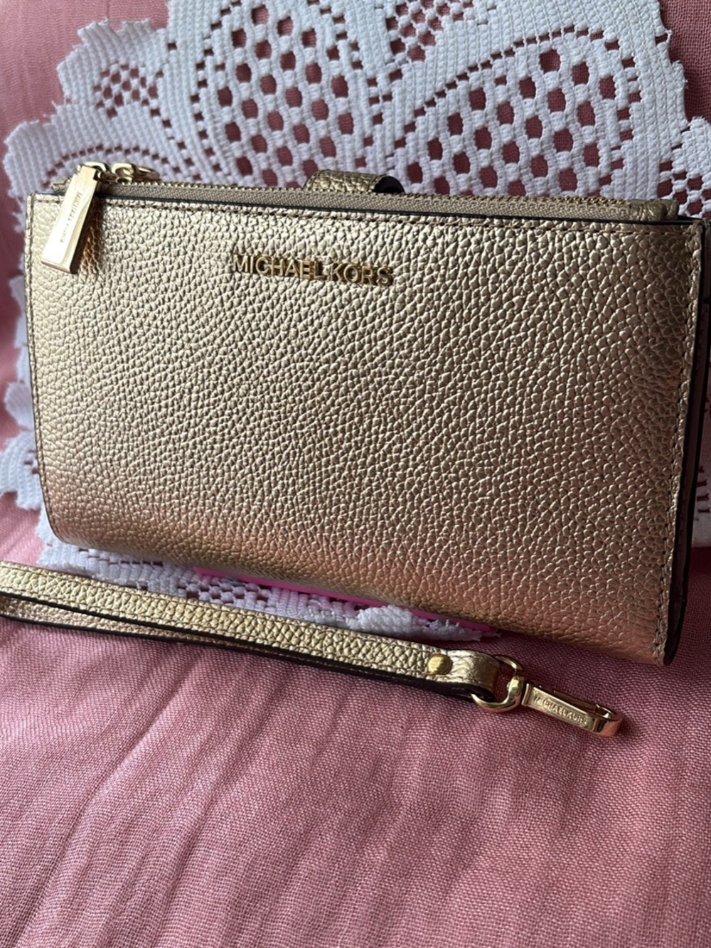 MICHAEL KORS Metallic Gold Pebbled Leather Wristlet Clutch
